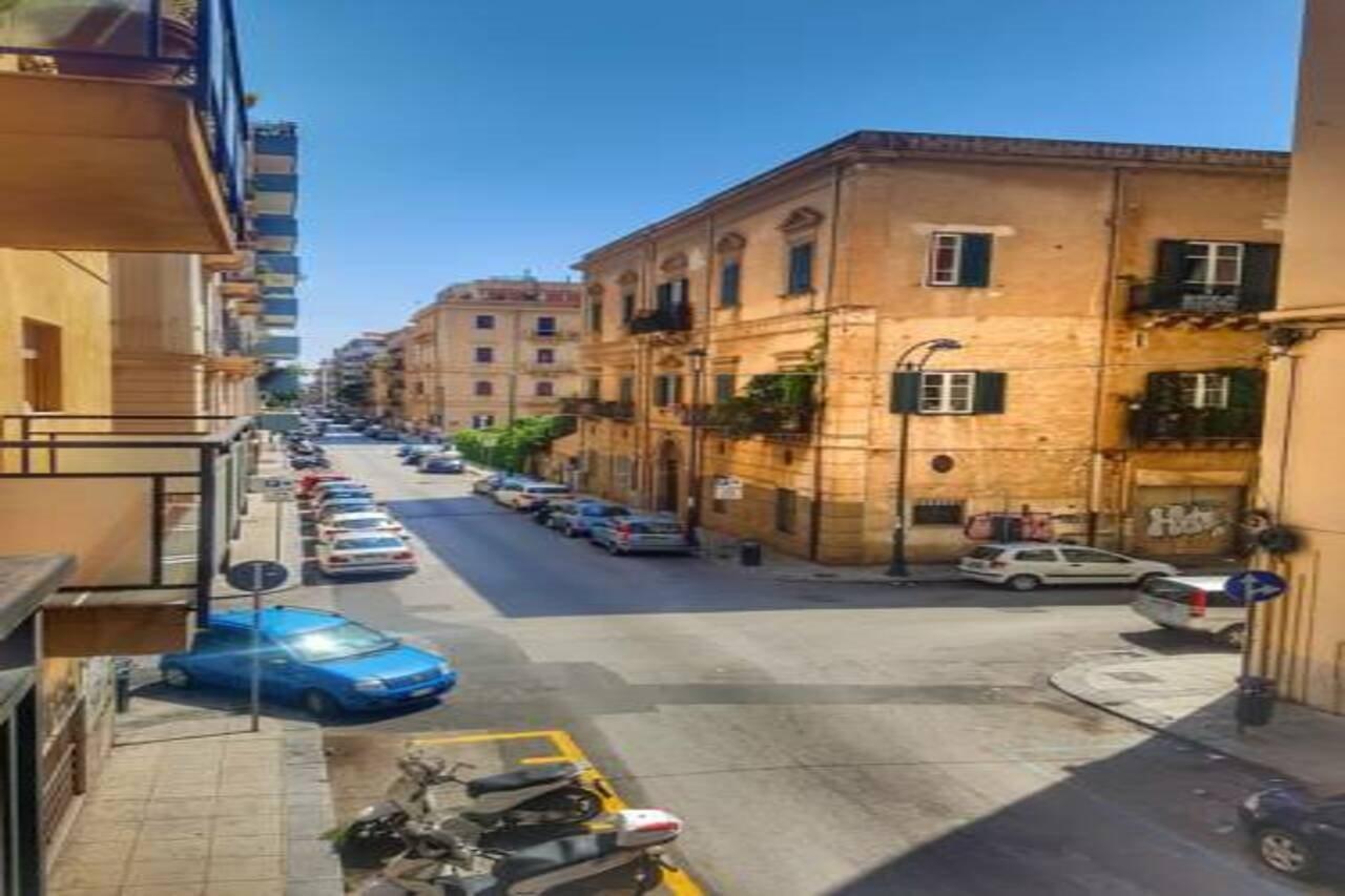 Baci Di Sicilia Bed & Breakfast Palermo Exterior photo